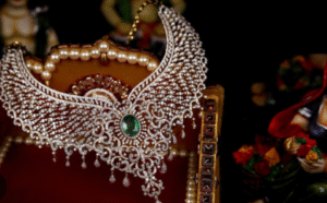 Which Comfortable Diamond Necklace Size Should I Choose?