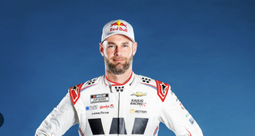 Van Gisbergen Age, Net Worth, Family, Career ,height and weight 2025