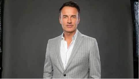  Julian McMahon: Age, Net Worth, Family, Career ,height and weight 2025